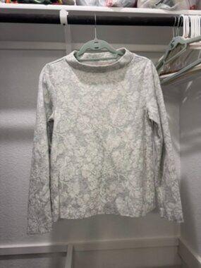 Loft Mock Neck Gray/White Pullover Longsleeve Shirt -